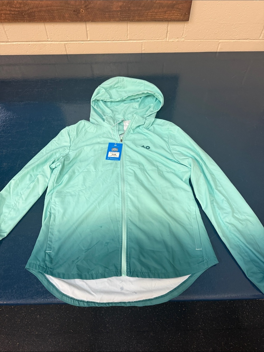 Australian Open Court ombré Accelerate Gradient Mint Green Hooded Jacket
